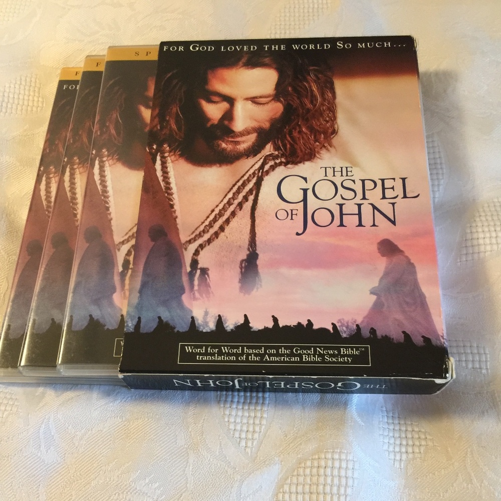 1 Box of 3 DVD - The Gospel of John - Pre-owned